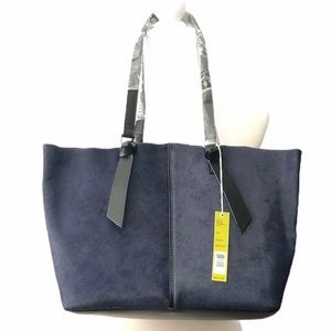 Gianni Bini Tote Leather Color Navy Blue and Black